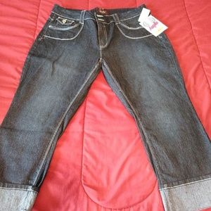 Capri jean brand new